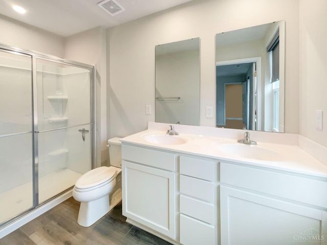 105 Cedarwood Drive, Pierce Twp, OH 45102