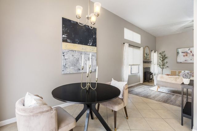 10241 Las Casitas Court NE, Albuquerque, NM 87111