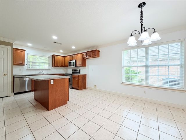 772 Queen Annes Lace Drive, Fayetteville, AR 72704