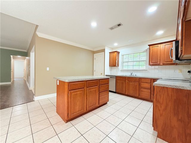 772 Queen Annes Lace Drive, Fayetteville, AR 72704