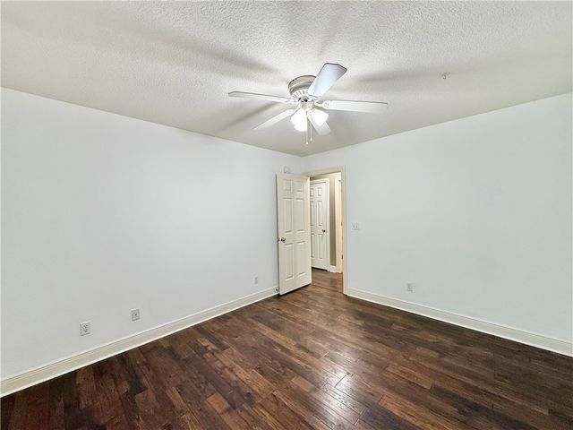 772 Queen Annes Lace Drive, Fayetteville, AR 72704