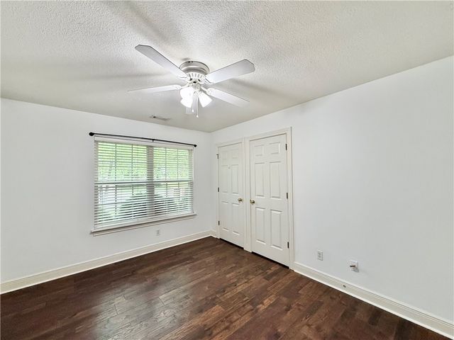 772 Queen Annes Lace Drive, Fayetteville, AR 72704