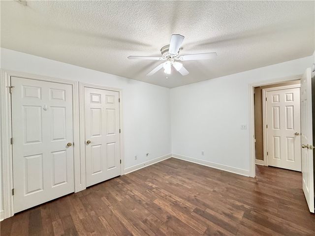 772 Queen Annes Lace Drive, Fayetteville, AR 72704