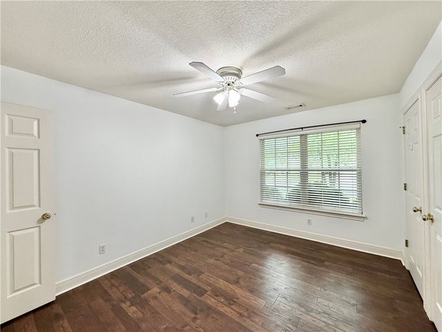 772 Queen Annes Lace Drive, Fayetteville, AR 72704