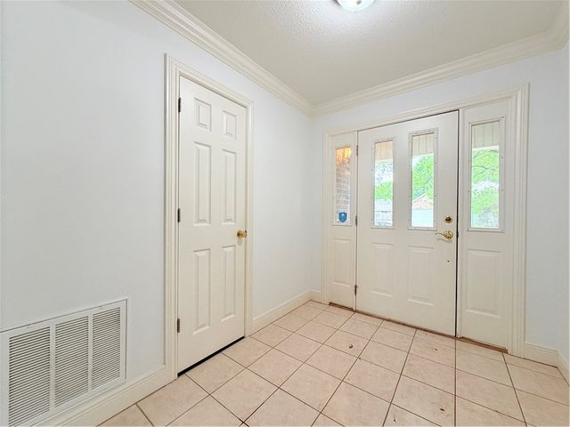 772 Queen Annes Lace Drive, Fayetteville, AR 72704