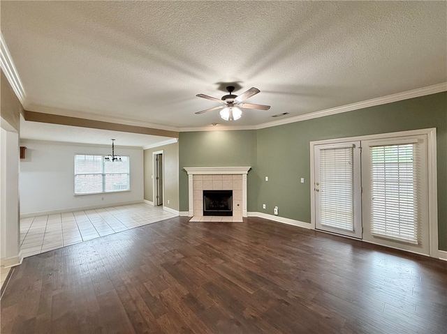 772 Queen Annes Lace Drive, Fayetteville, AR 72704