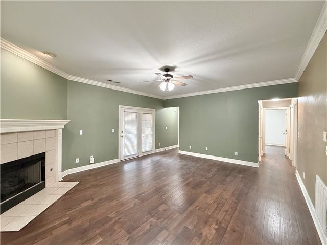 772 Queen Annes Lace Drive, Fayetteville, AR 72704