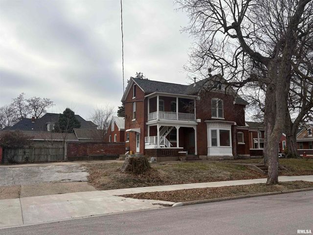 1330 SPRING Street, Quincy, IL 62301