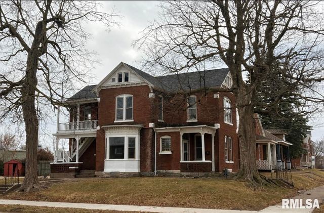 1330 SPRING Street, Quincy, IL 62301