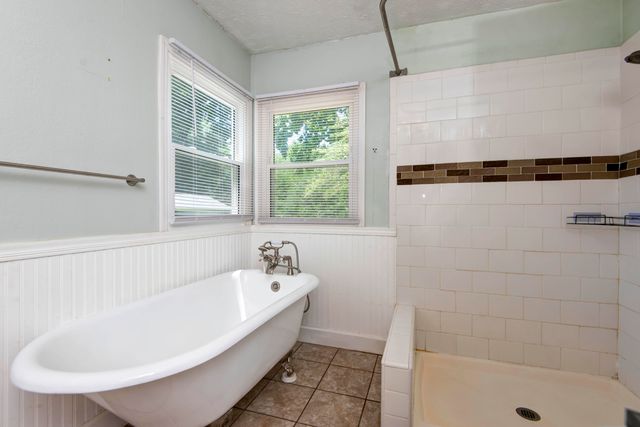 1235 E Stanford Street, Springfield, MO 65804