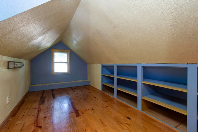 1235 E Stanford Street, Springfield, MO 65804