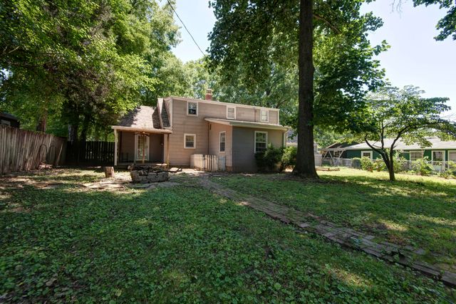 1235 E Stanford Street, Springfield, MO 65804