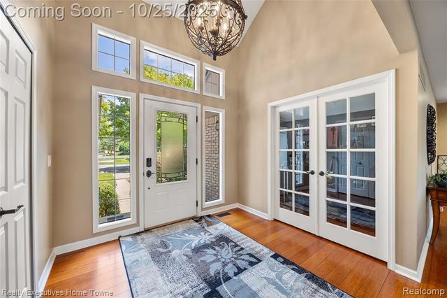 54464 Sherwood Lane, Shelby Twp, MI 48315