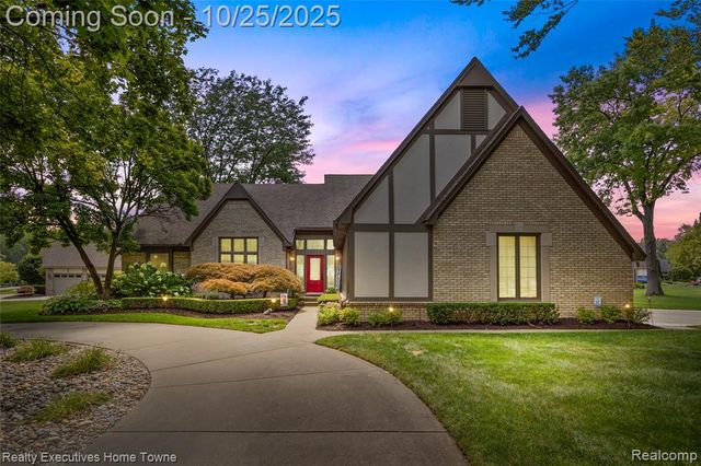 54464 Sherwood Lane, Shelby Twp, MI 48315
