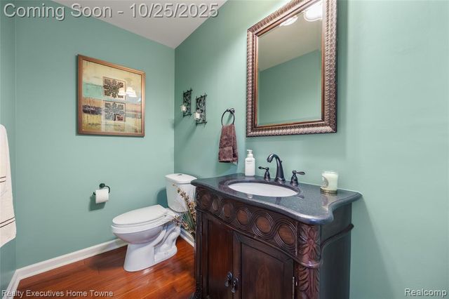 54464 Sherwood Lane, Shelby Twp, MI 48315