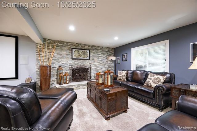 54464 Sherwood Lane, Shelby Twp, MI 48315