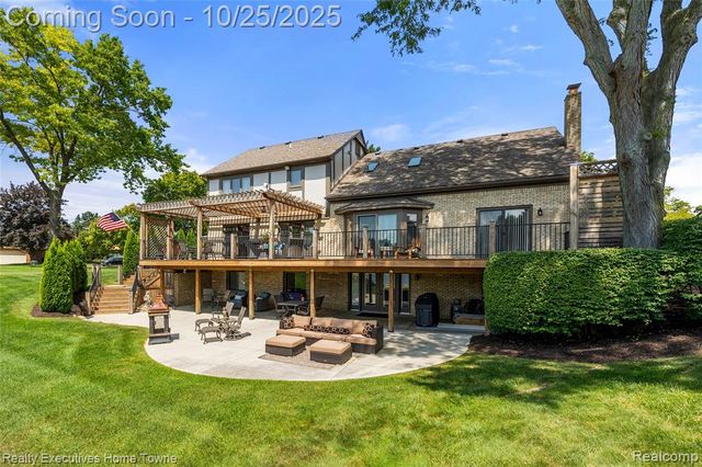 54464 Sherwood Lane, Shelby Twp, MI 48315