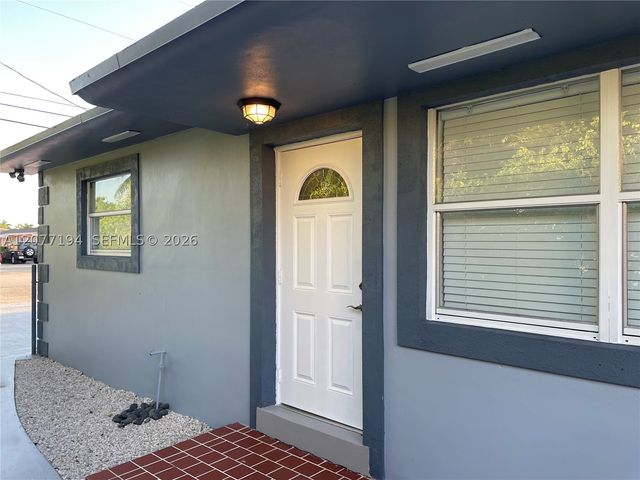 7021 SW 22nd St 7021, Miami, FL 33155