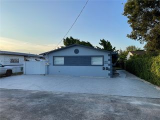 7021 SW 22nd St 7021, Miami, FL 33155