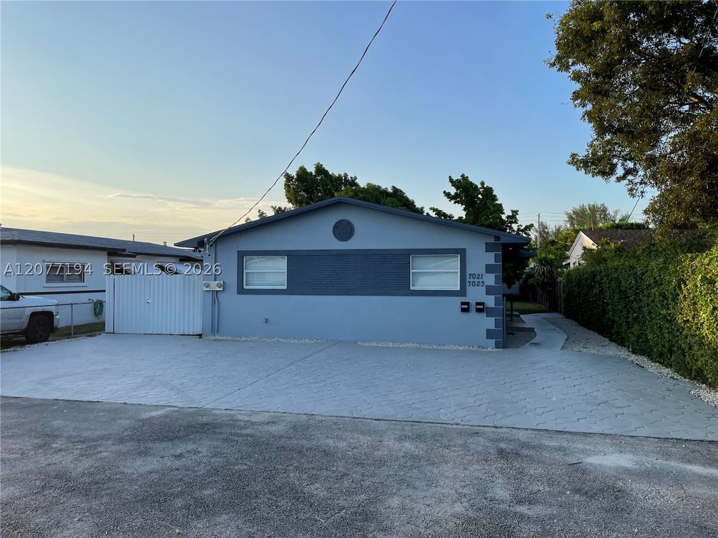 7021 SW 22nd St 7021, Miami, FL 33155
