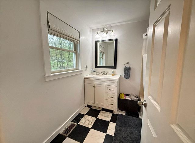 66 Hemmsted Circle, Castleton, VT 05735