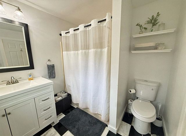 66 Hemmsted Circle, Castleton, VT 05735