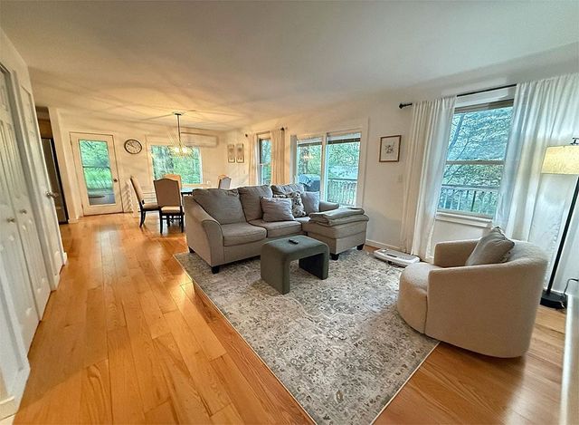 66 Hemmsted Circle, Castleton, VT 05735