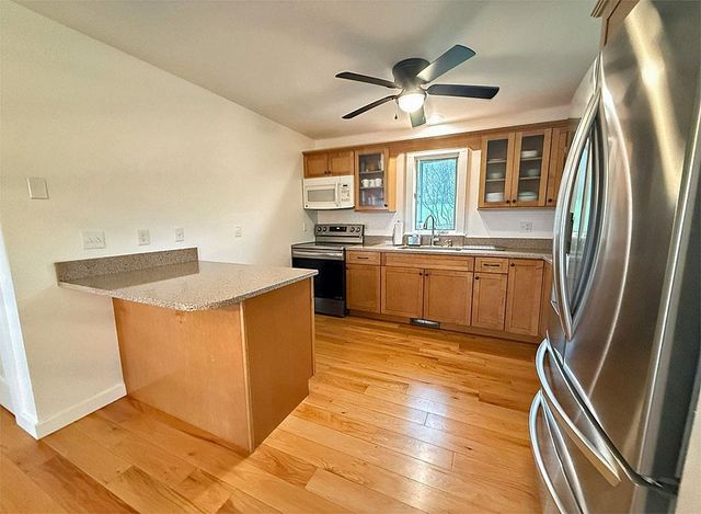 66 Hemmsted Circle, Castleton, VT 05735