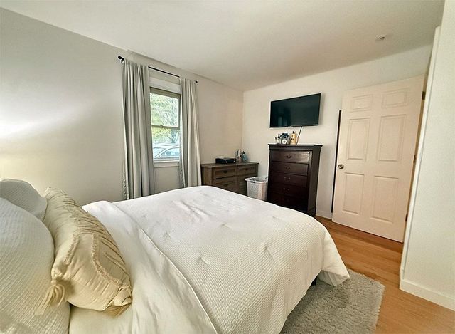 66 Hemmsted Circle, Castleton, VT 05735