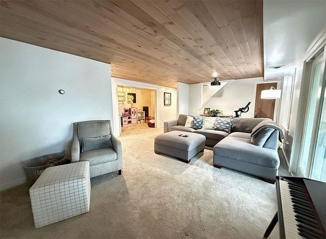 66 Hemmsted Circle, Castleton, VT 05735