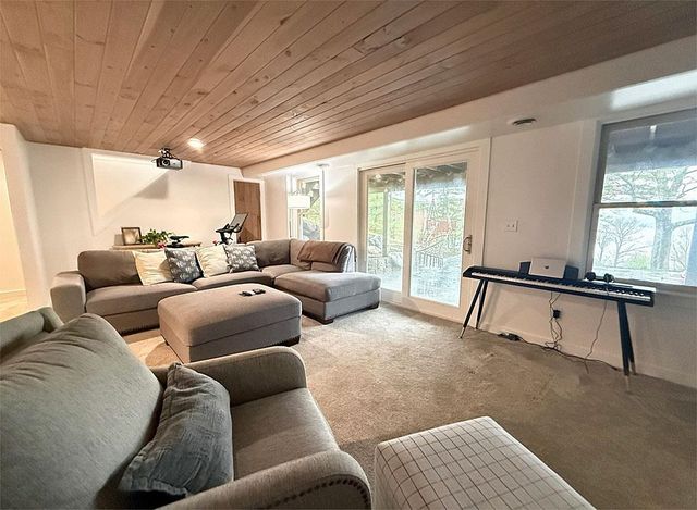 66 Hemmsted Circle, Castleton, VT 05735