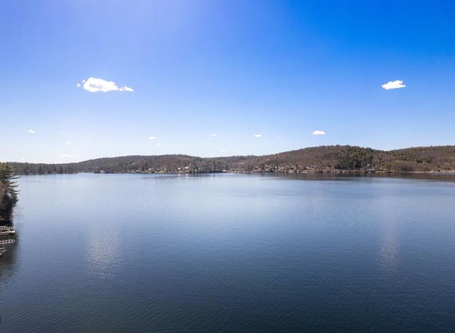 66 Hemmsted Circle, Castleton, VT 05735