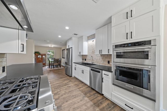 16855 E Maglitto Circle, Tomball, TX 77377