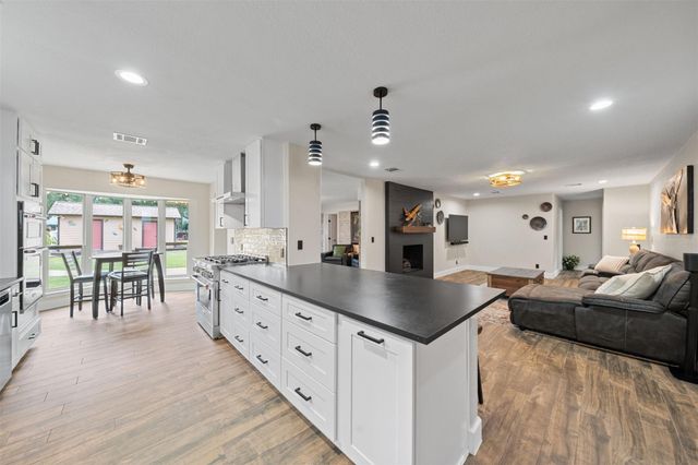 16855 E Maglitto Circle, Tomball, TX 77377