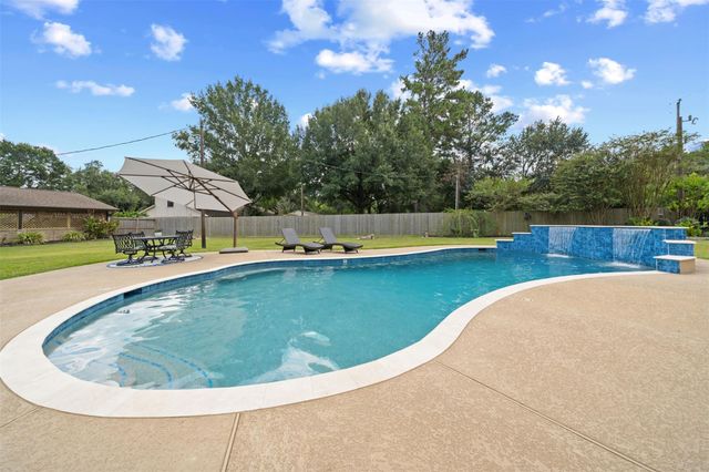 16855 E Maglitto Circle, Tomball, TX 77377
