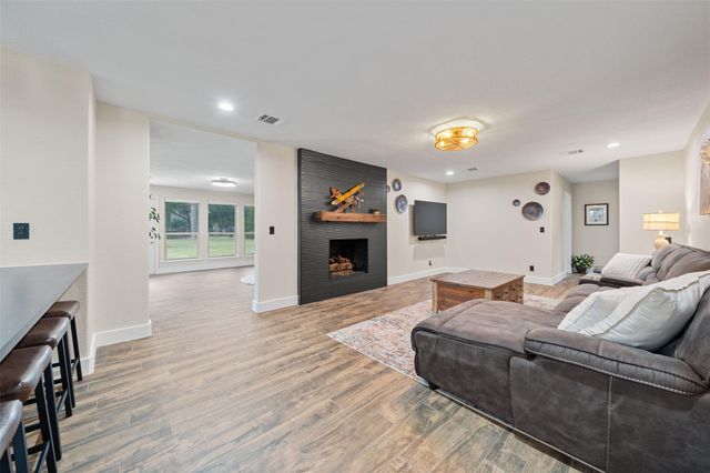 16855 E Maglitto Circle, Tomball, TX 77377
