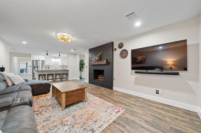 16855 E Maglitto Circle, Tomball, TX 77377