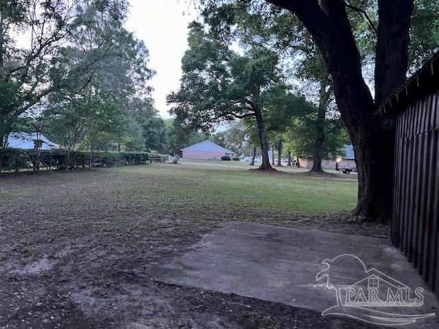6171 Young Ln, Milton, FL 32570