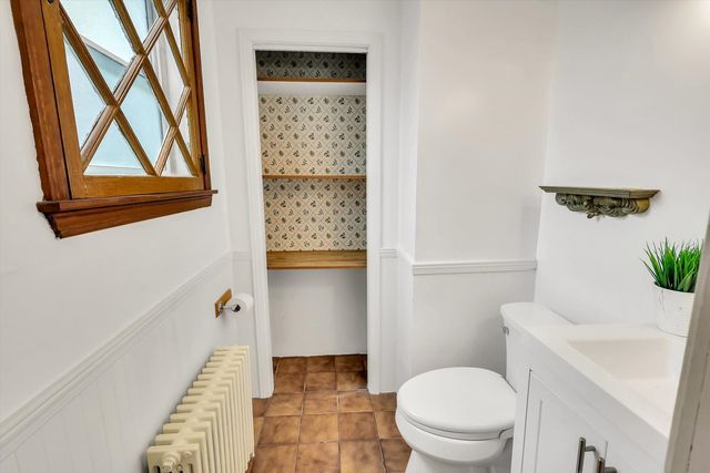 4038 Grove Avenue, Brookfield, IL 60513