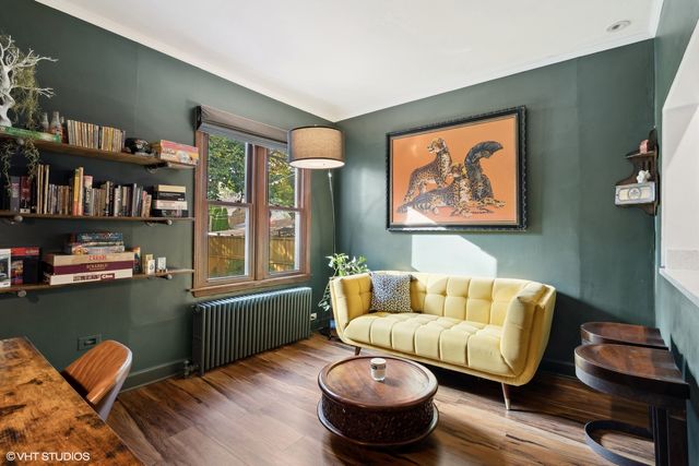 4038 Grove Avenue, Brookfield, IL 60513