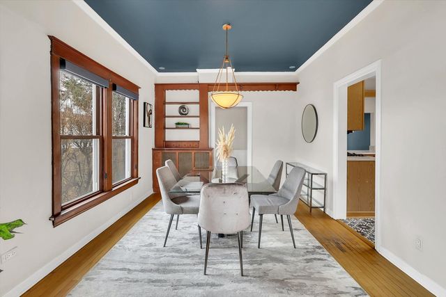 4038 Grove Avenue, Brookfield, IL 60513