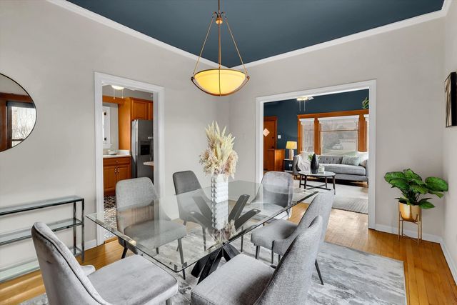 4038 Grove Avenue, Brookfield, IL 60513