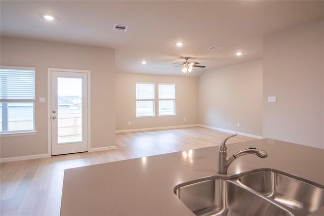 1722 San Jacinto Drive, Brenham, TX 77833