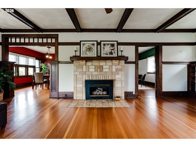 96 W 20TH Ave, Eugene, OR 97405