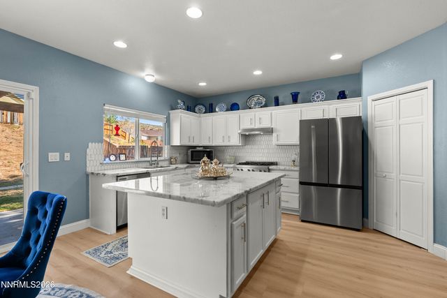 21103 Mount Evans Drive, Reno, NV 89508