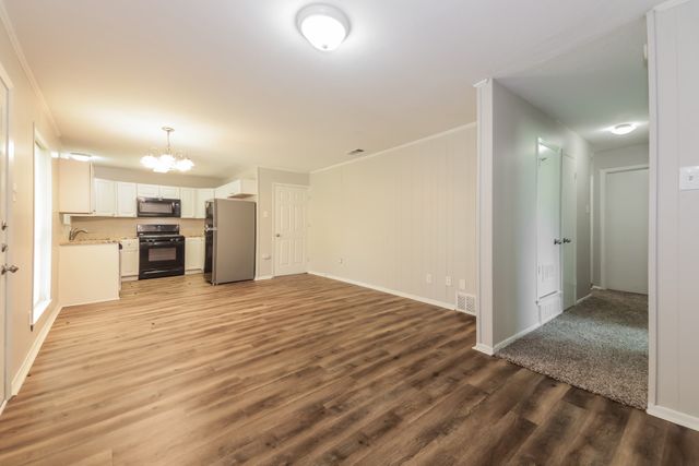 101 Sesame Drive, Mesquite, TX 75149