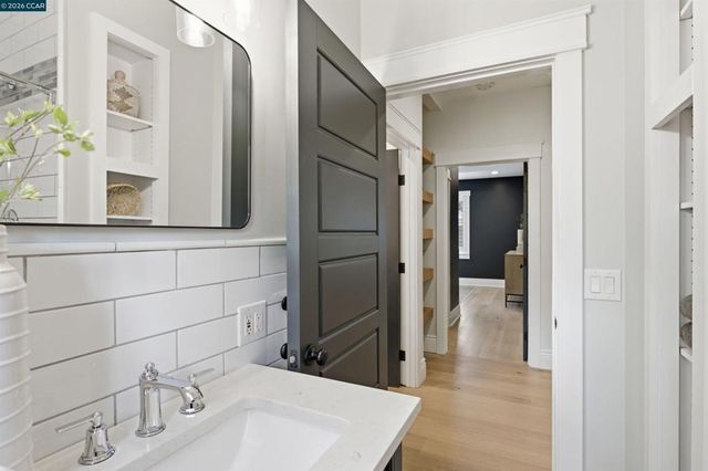 1742 Mary Dr, Pleasant Hill, CA 94523