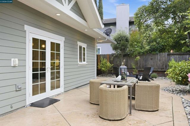 1742 Mary Dr, Pleasant Hill, CA 94523