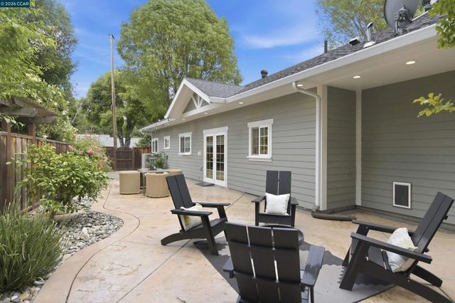 1742 Mary Dr, Pleasant Hill, CA 94523