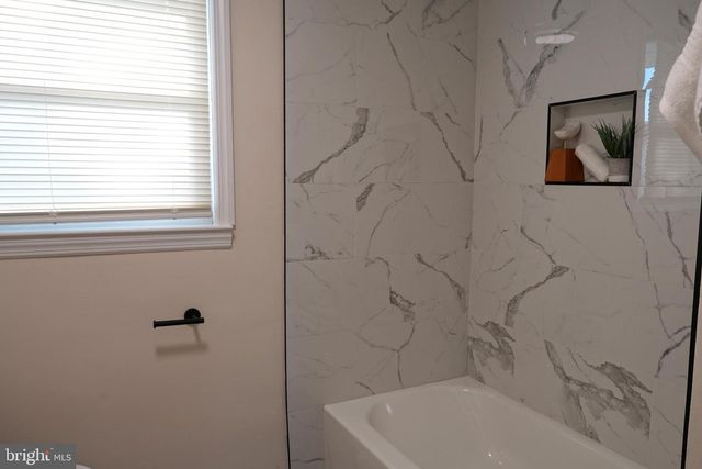 65 TILFORD RD, Somerdale, NJ 08083